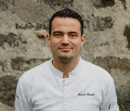 Nachwuchstalent Marcel Kunkel führt neu die Küche im Paradies