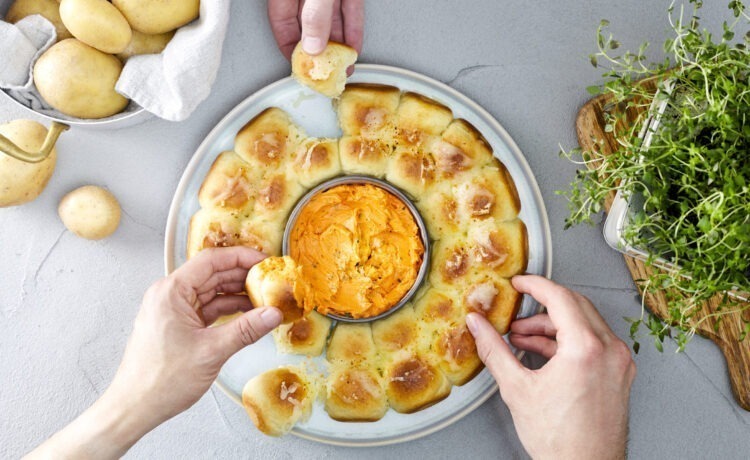 Rezept für Pull-Apart-Bread: Trendiges Finger-Food für die Grillsaison