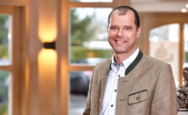 Frank Erhard, Direktor im Hotel Zugspitze (Foto: Marc Gilsdorf)