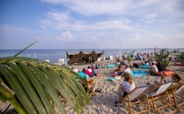 13 Event-Tipps für 13 kleine Auszeiten an der Ostsee Unbeschwerte Momente auf den Wellen, am Strand und an Land zu jeder Jahreszeit