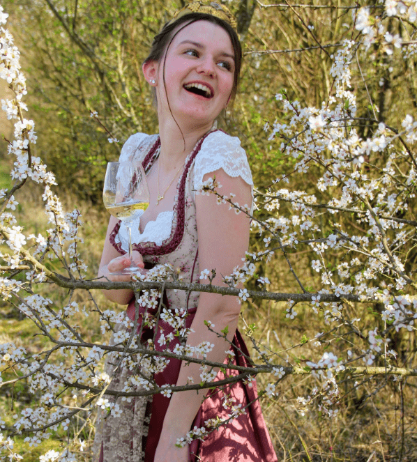 Seehotel Niedernberg: Pâtissière Katharina Flegler kann auch Weinprinzessin ©Seehotel Niedernberg