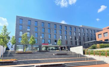 Das neu gebaute IntercityHotel Herford liegt im Zentrum der Stadt und umfasst 135 Gästezimmer im Design von Matteo Thun / Bildquelle: Steigenberger Hotels AG