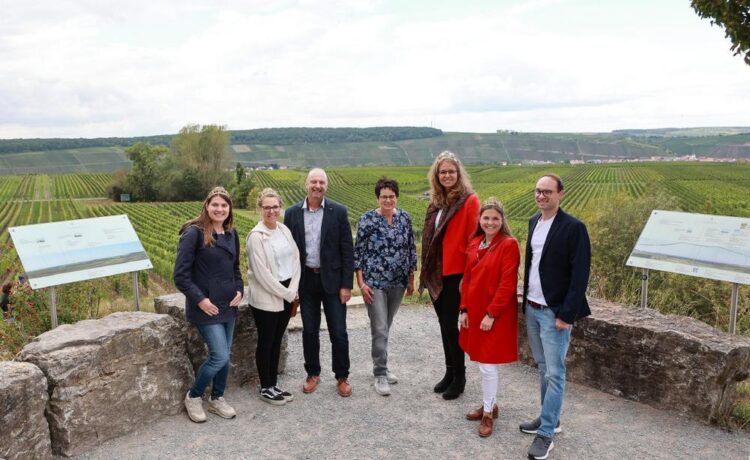 Royaler Besuch im fränkischen Weinanbaugebiet