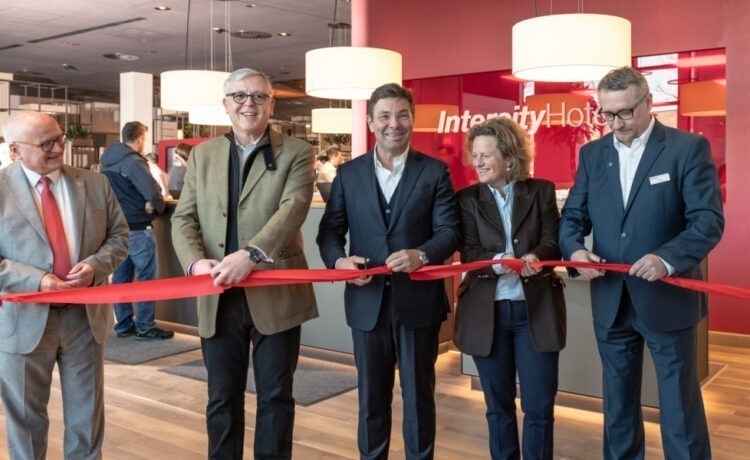 „IntercityHotel Berlin Airport BER“ direkt am Willy-Brandt-Platz des Flughafens BER eröffnet
