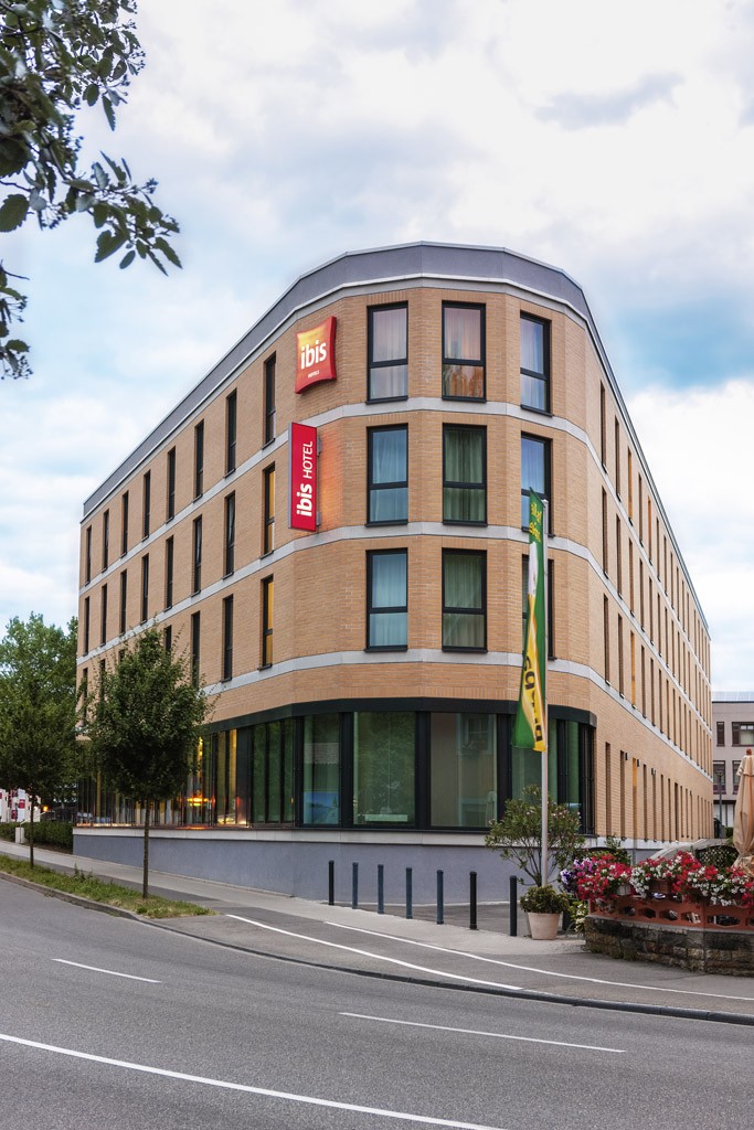 Investhotel Gruppe: Stadthonig vom Dach des ibis Hotel Konstanz