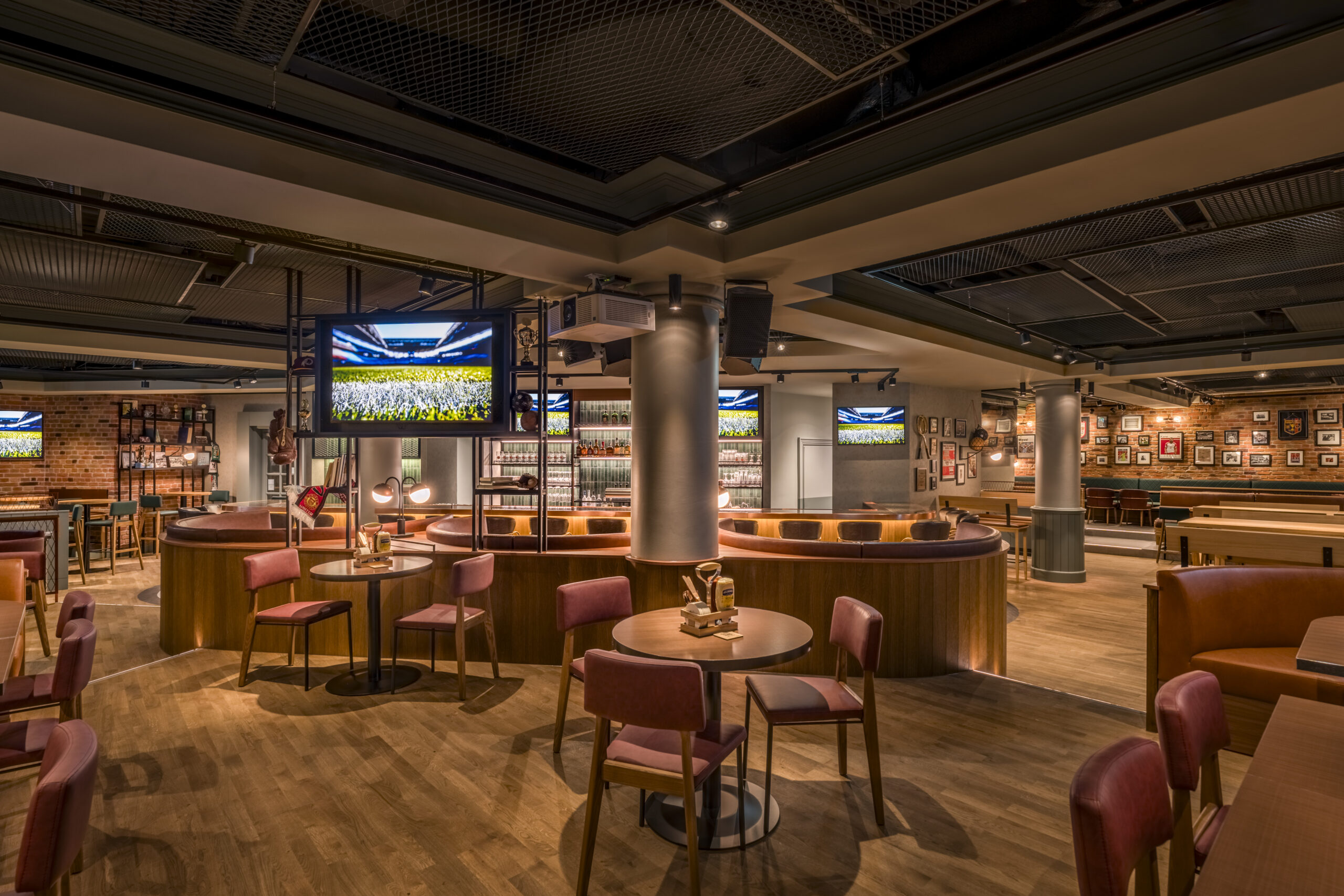 Champions Restaurant & Bar, München, Copyright: Marriott International, Inc.