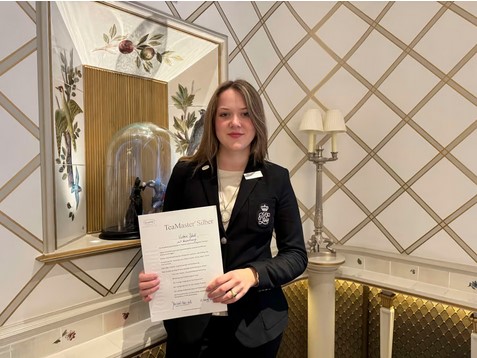 Victoria Block überzeugt beim Ronnefeldt TeaMaster Silver mit beeindruckendem Ergebnis. Copyright: Hotel Vier Jahreszeiten Kempinski München