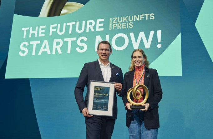 Scandic Hotels gewinnt den INTERNORGA Zukunftspreis 2025 Steffen Seichter und Neele Seichter on stage