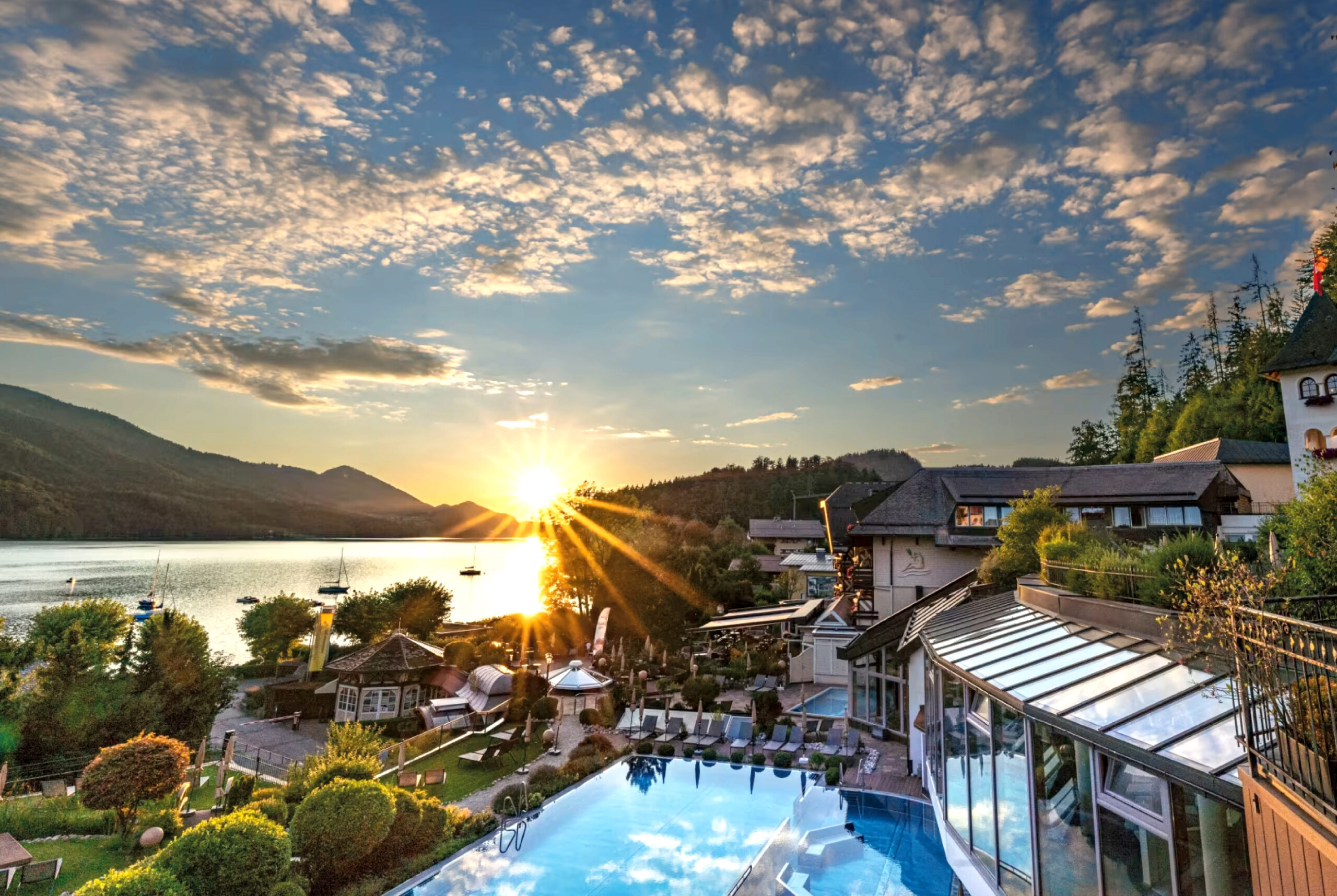 Bildrechte und Fotograf: Der Fuschlsee und das Waldhof Fu