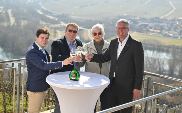 Neuer Pächter auf der Vogelsburg