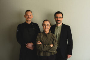 Das Restaurant Schlüssel in Oberwil BL hat auch am Sonntagmittag geöffnet. V.l.n.r. Küchenchef Marten Harder, Tanja Grandits und Gastgeber Edi Magalhães. ©DigitaleMassarbeit.