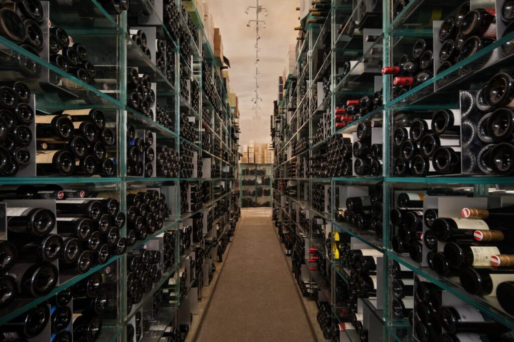 Der berühmte Weinkeller des Palais Coburg mit mehr als 60.000 Flaschen